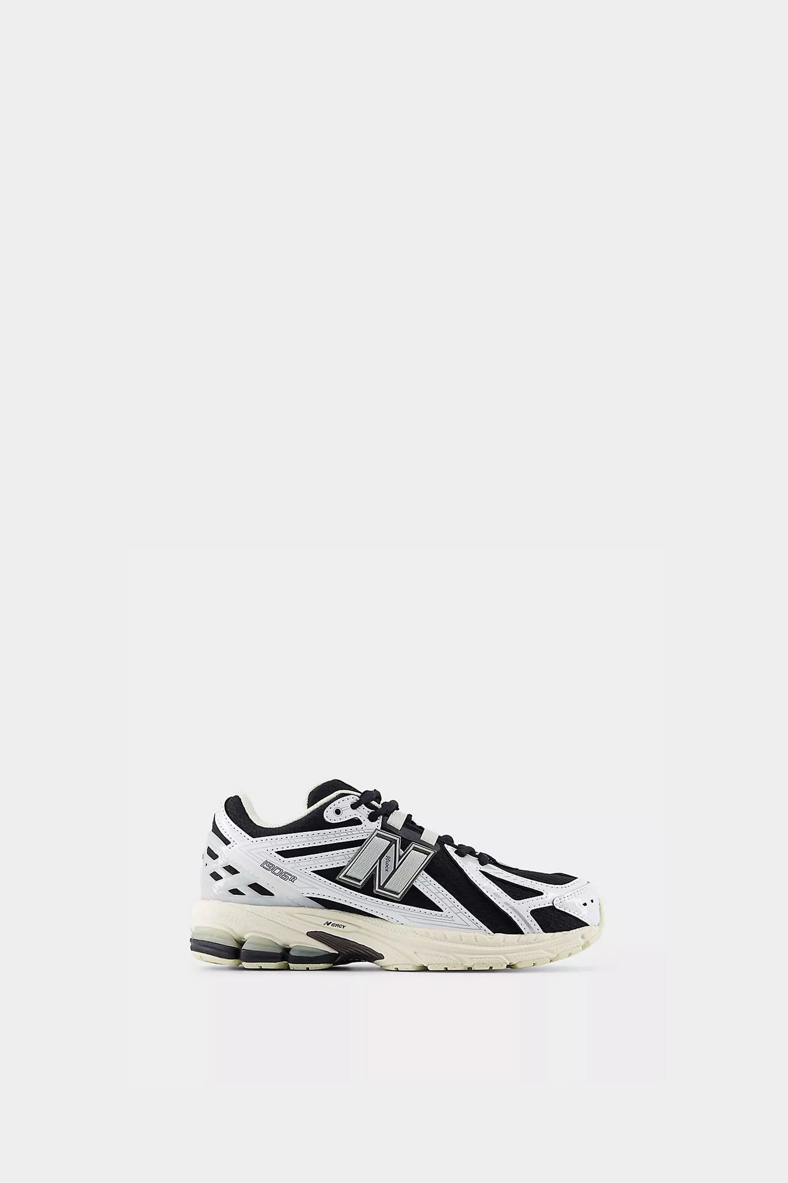 Weekday Style Timeless Footwear 1906 (GS)