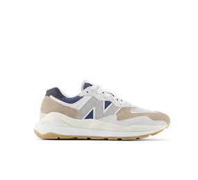 57/40 Foam Midsole Cushioning All Day Comfort Engineering