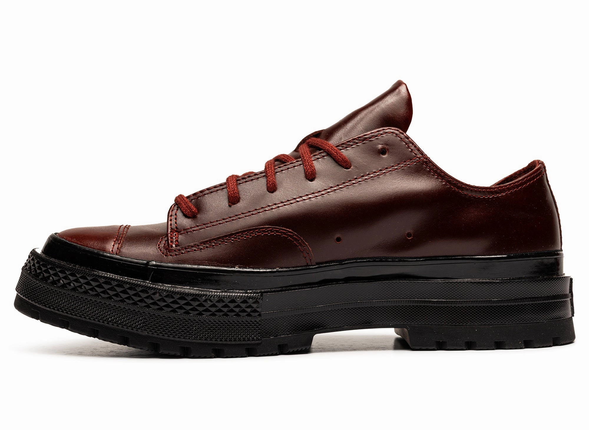 Day-to-Day Comfort Vacation Style Converse Chuck 70 National Ox