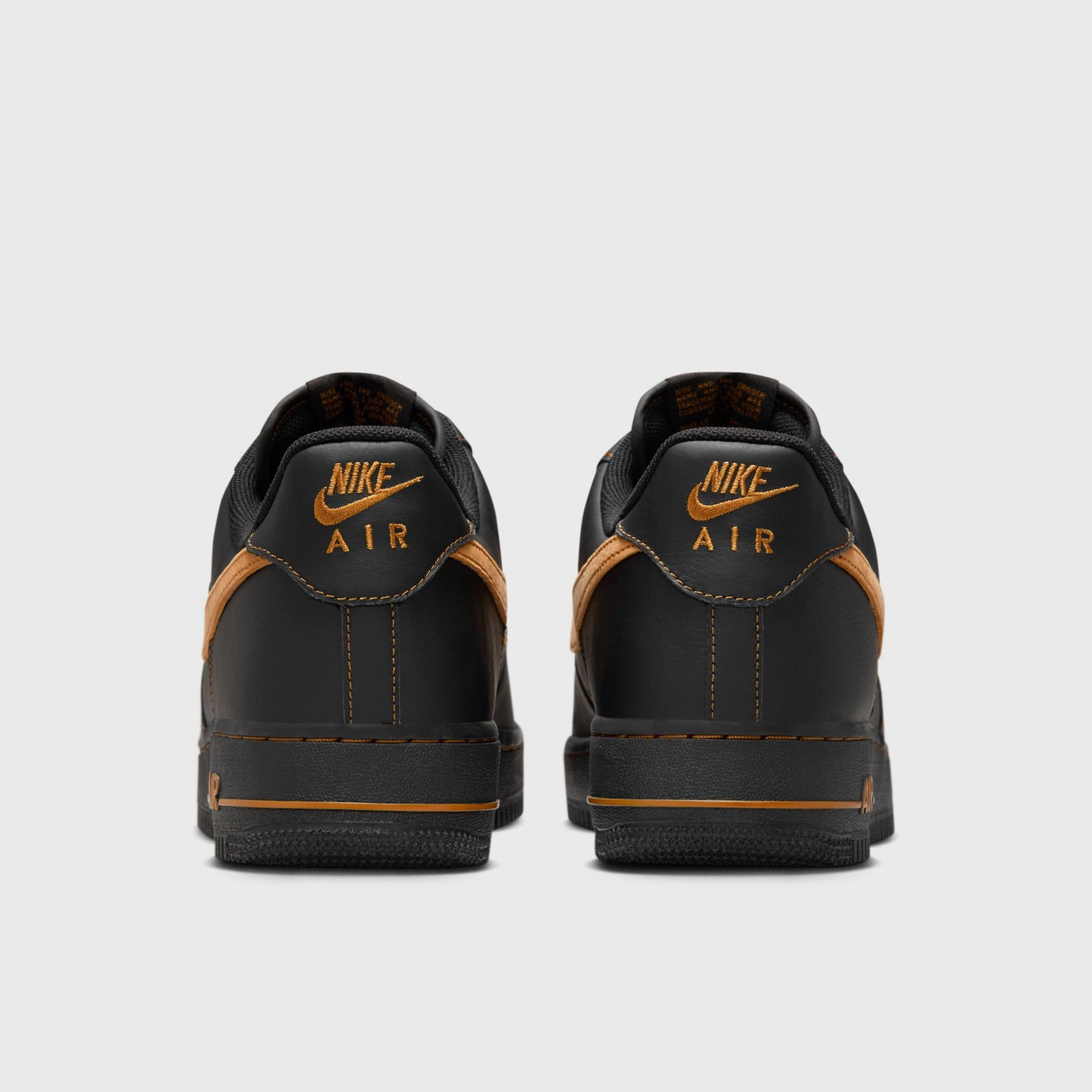 Thermo Regulating Nike Air Force 1 '07 LV8 Black / Desert Ochre