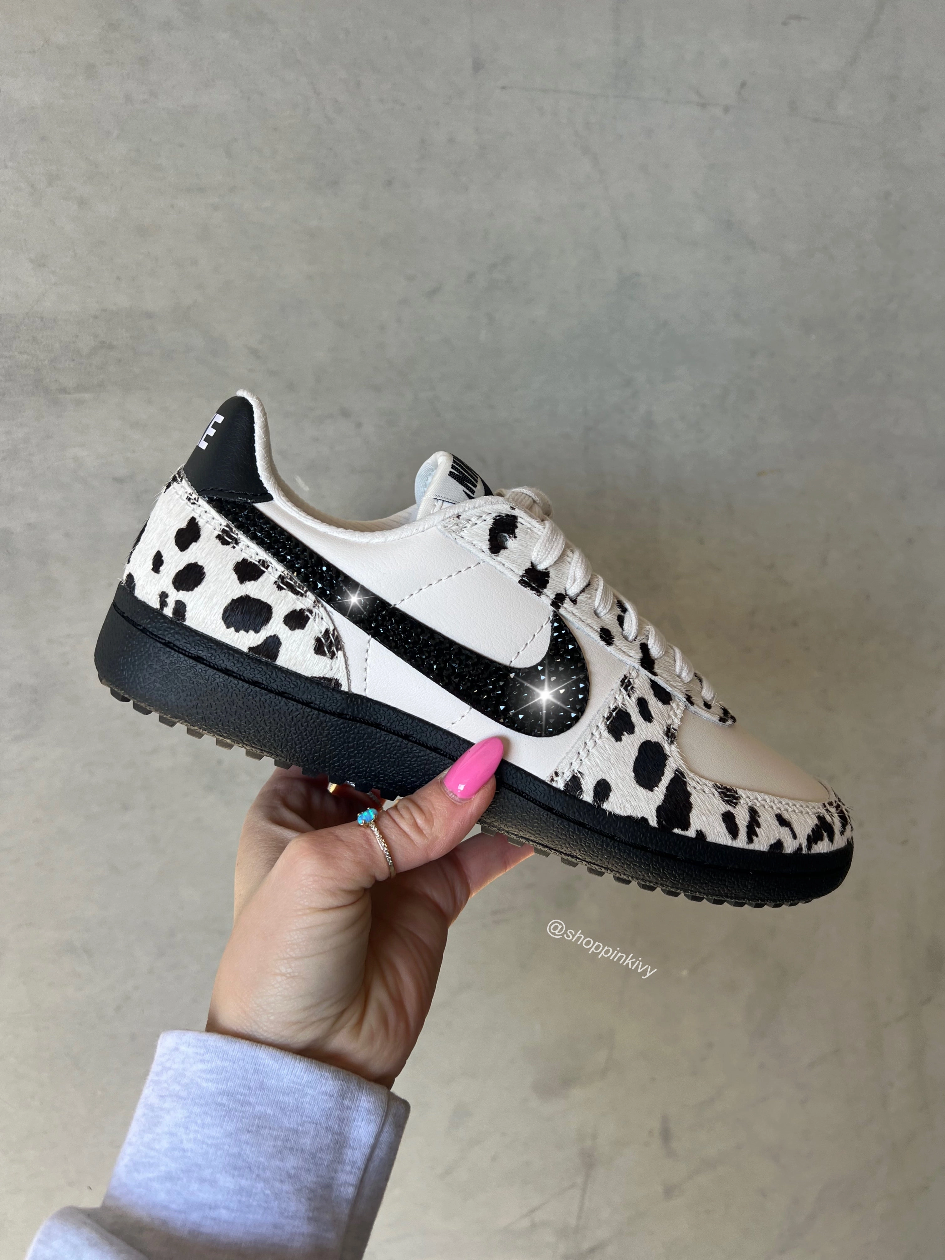 Rare Limited Edition Animal Print Swarovski Women??s Nike Shoes Sneakers style Beach Trek