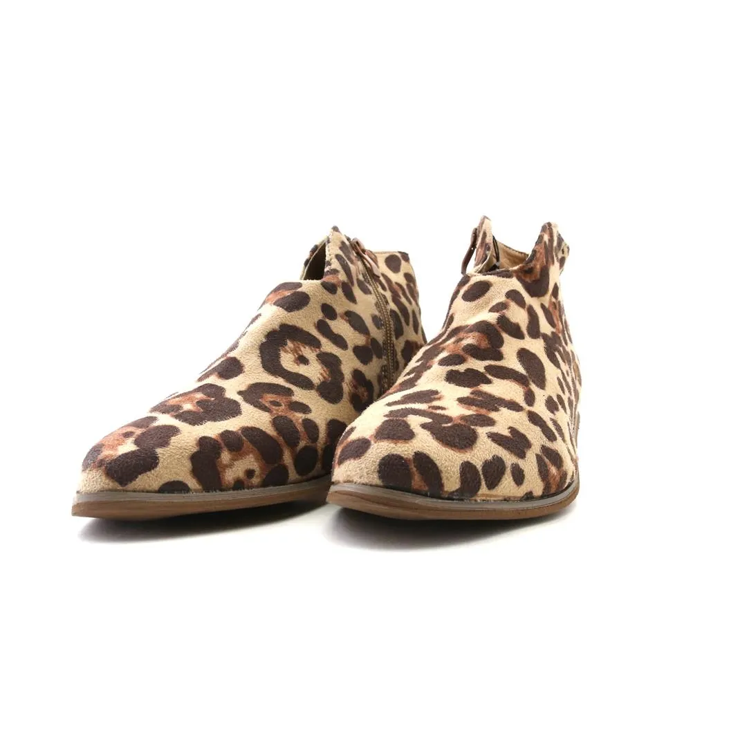 Waterproof Upper Daily Utility AMERICAN BRAND .