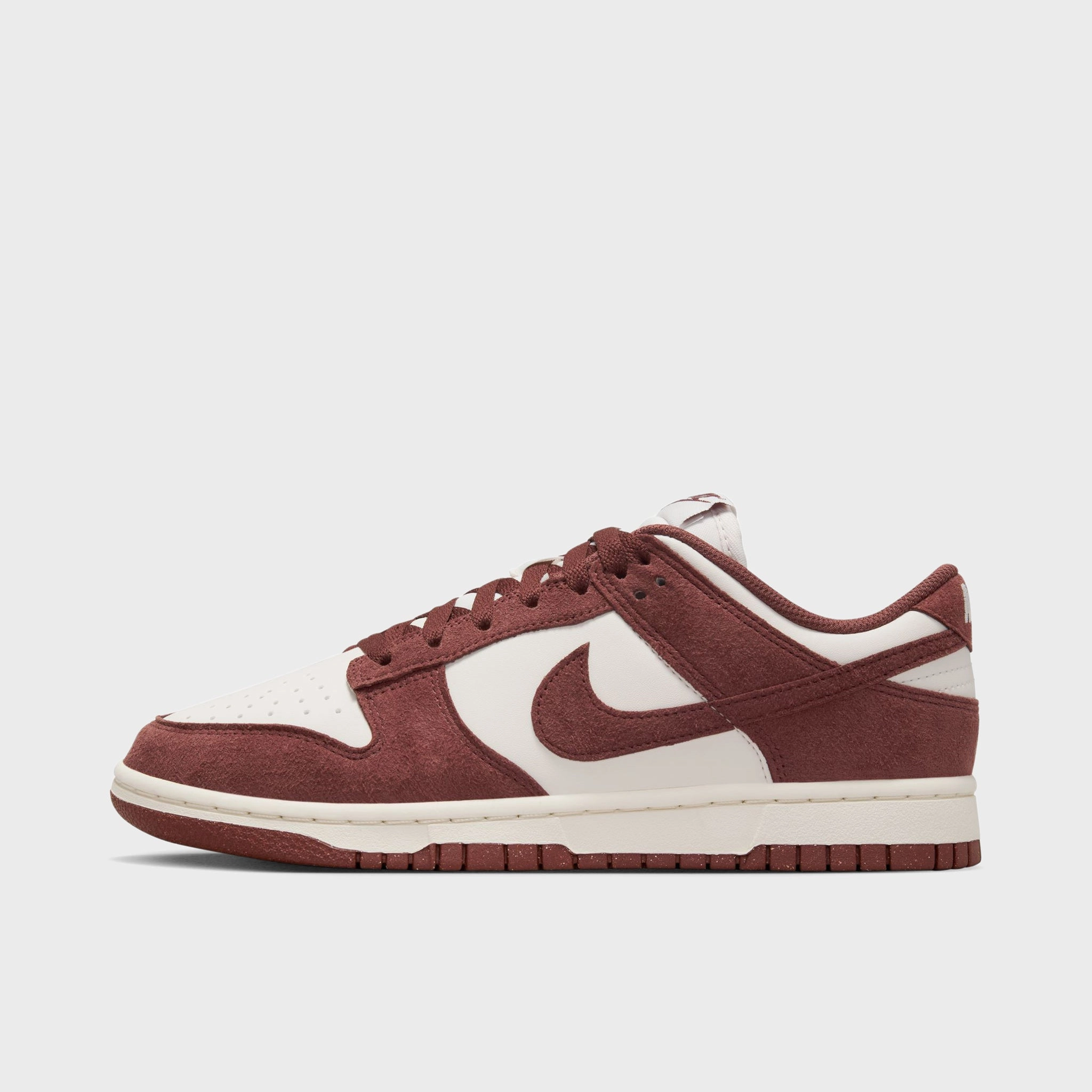 Nike Women's Dunk Low Phantom / Red Sepia - Sail High-Speed Response