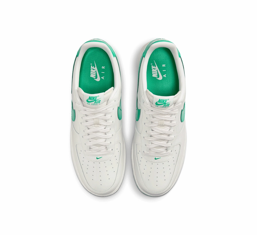 Seasonless Style AIR FORCE 1 '07 PRM