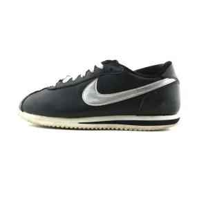 NIKE  CORTEZ BASIC Summit Run Water Resistant Build