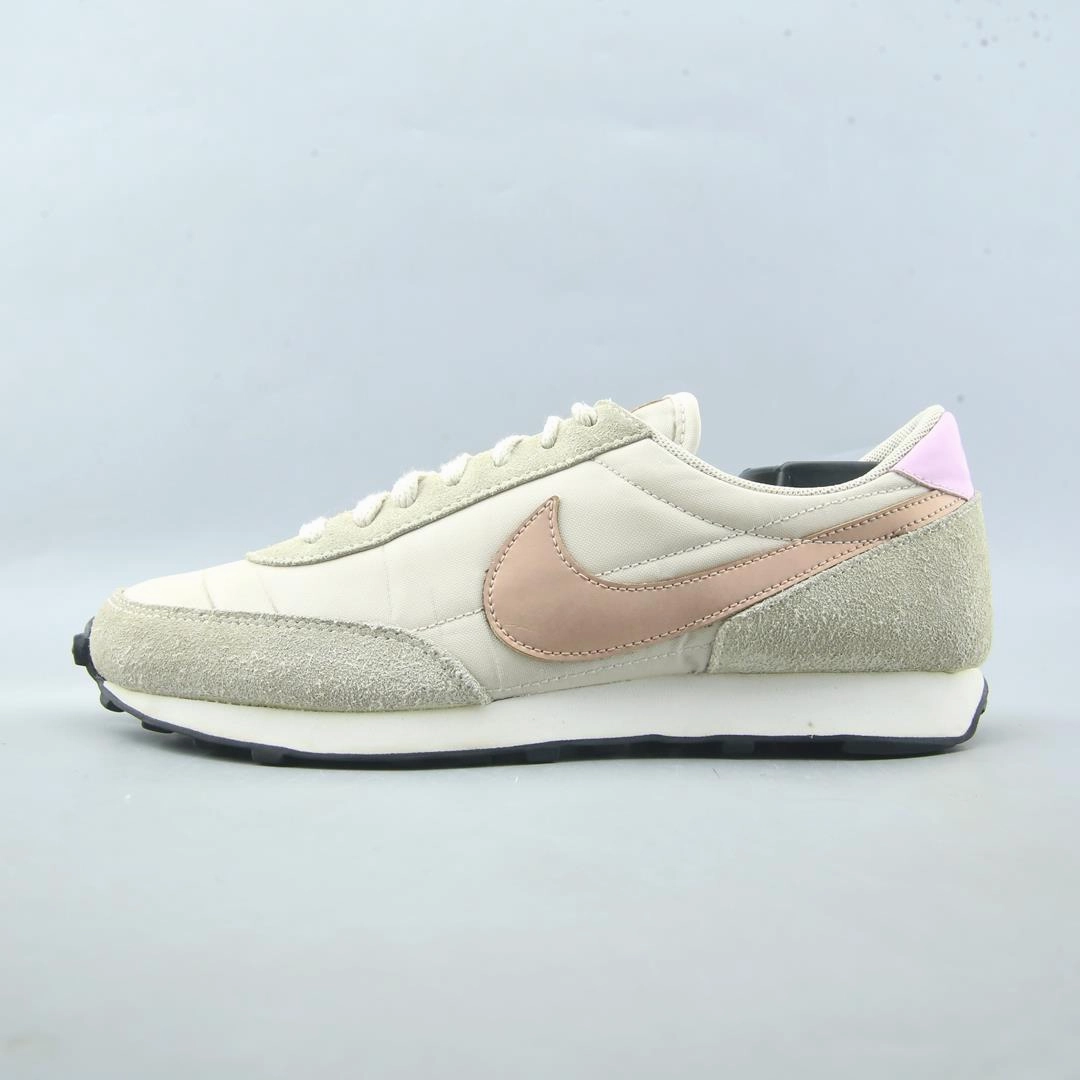 Relax Movement NIKE DBREAK-TYPE