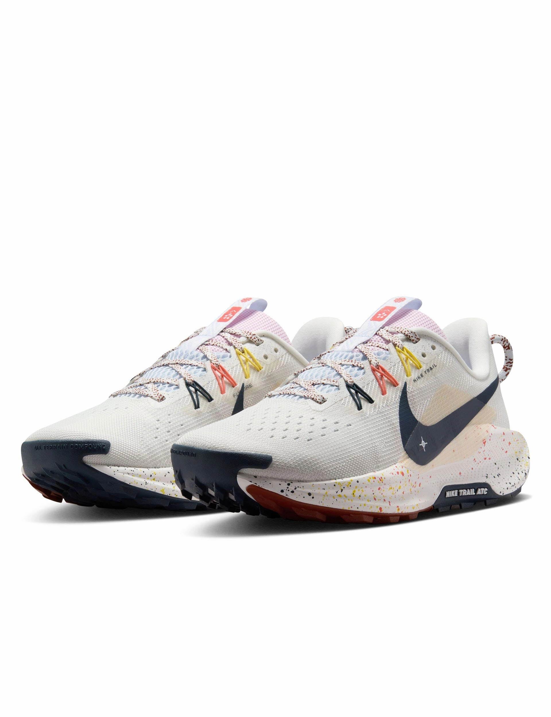 Suitable for all fitness levels Pegasus Trail 5 Shoes - Summit White/Armory Navy/Football Grey