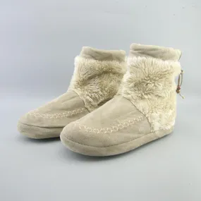 MUDD . Outdoor Footwear Light Layers