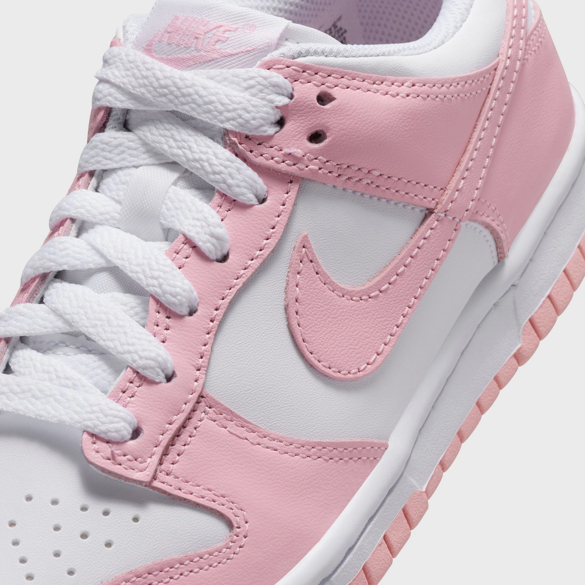 Nike Dunk Low GS White / Medium Soft Pink - White Jump Stability