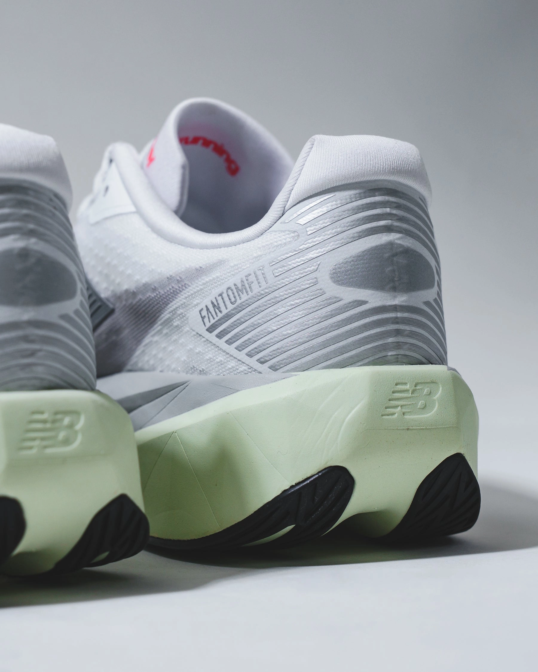 orthotic insole shoes Comfort Jog New Balance Men FuelCell Rebel v5 Raincloud Mineral MFCXLD5