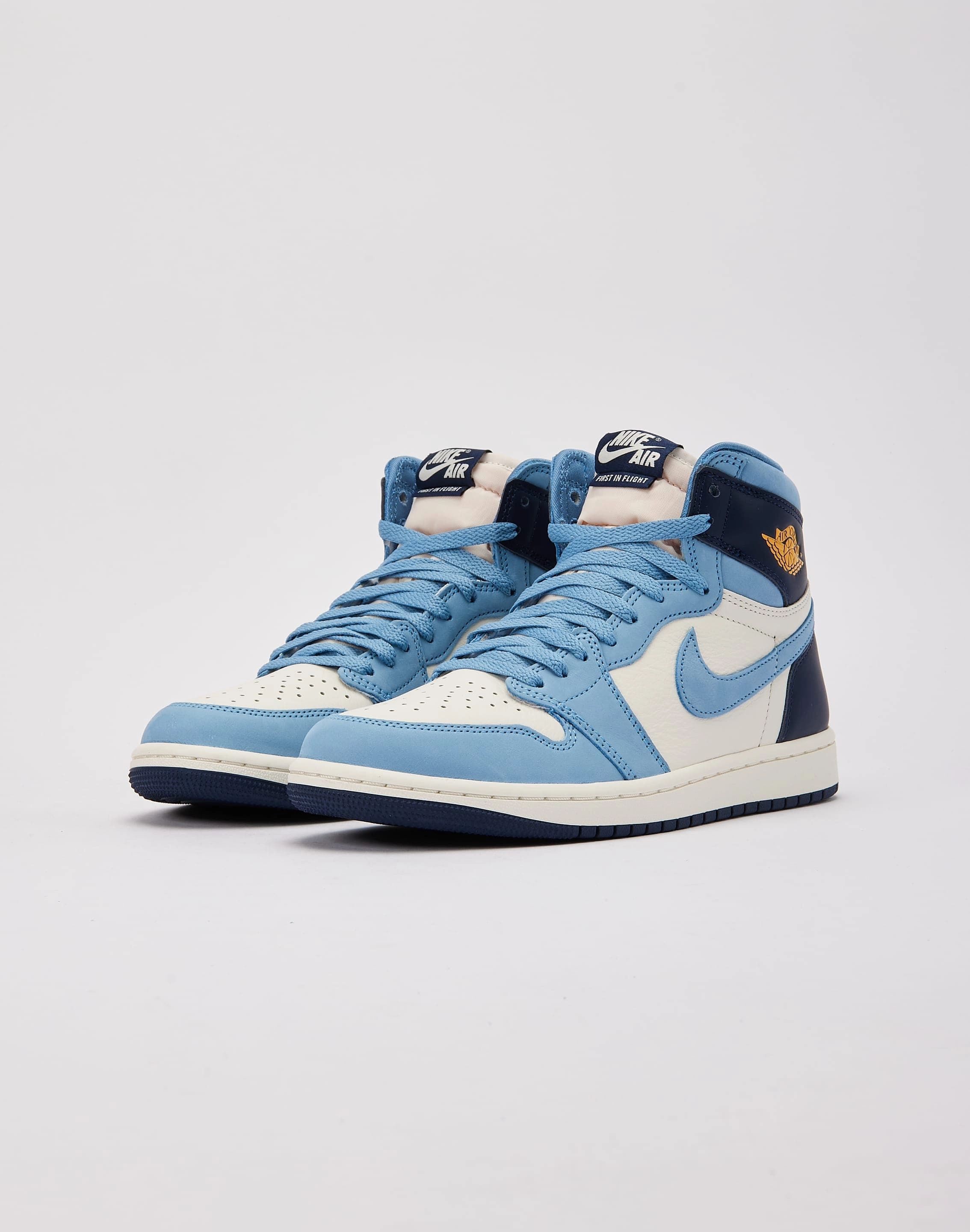 Strategic Zone Cushion Jordan Air Jordan 1 Retro High OG 'First In Flight'