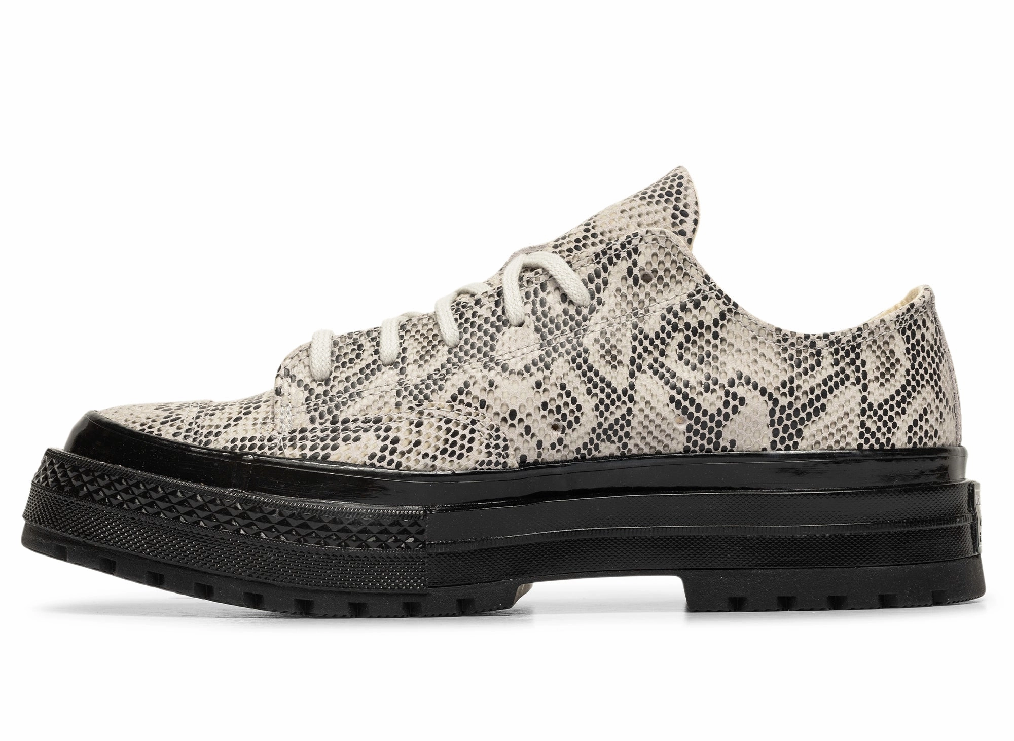 Converse Chuck 70 National Ox Unisex Look