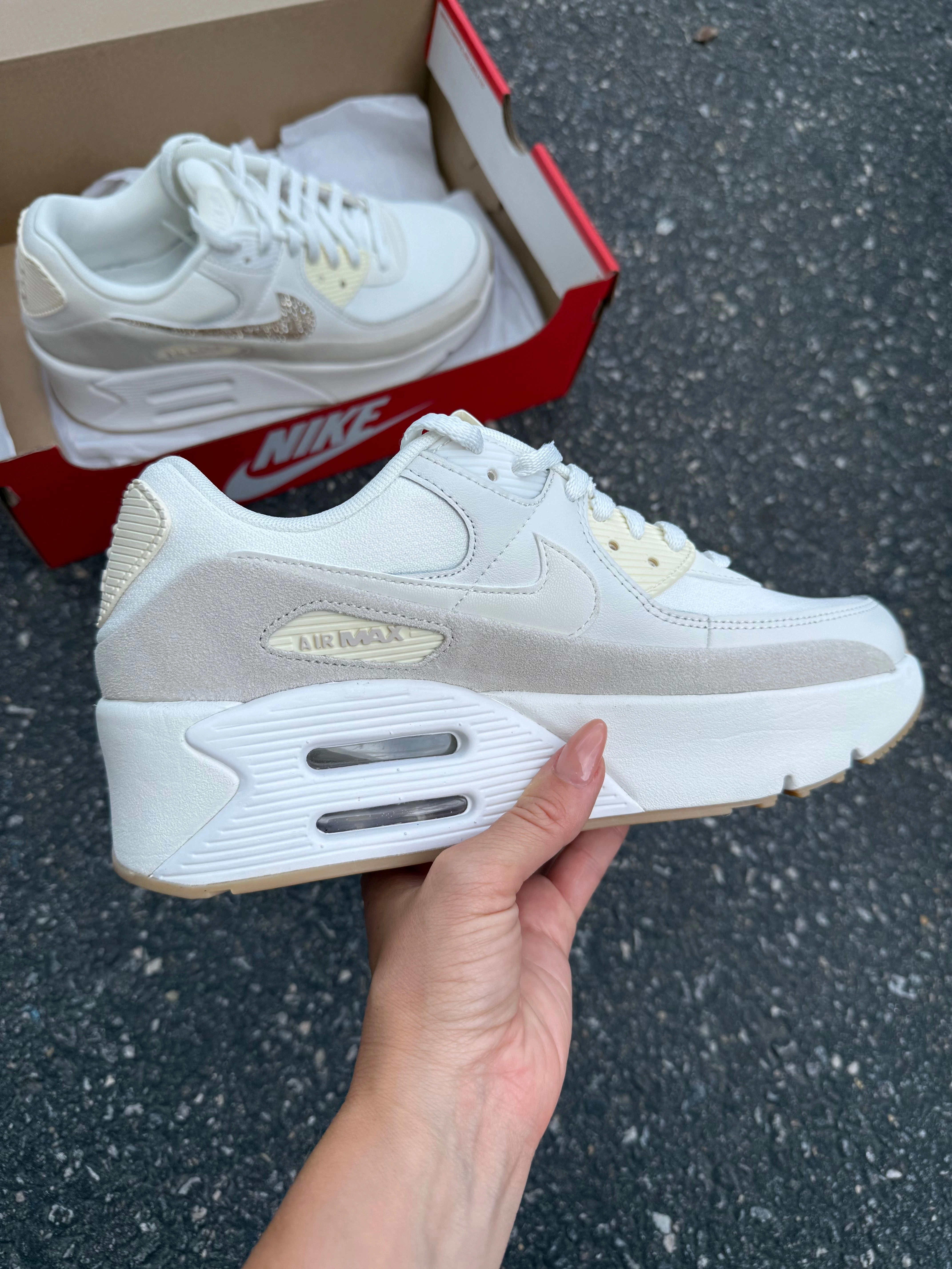 Anti Microbial Insole Running Shoes Cream Neutral Swarovski Womens Nike Air Max 90 LV8