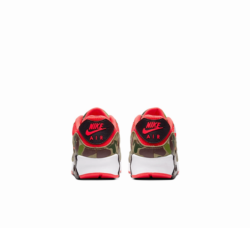 Neutral Look Nike Air Max 90 SP