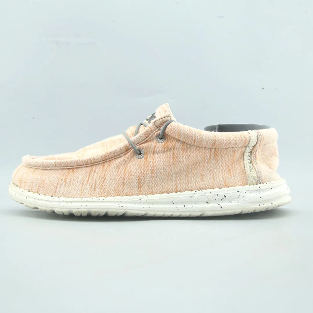 HEY DUDE WALLY Light Run