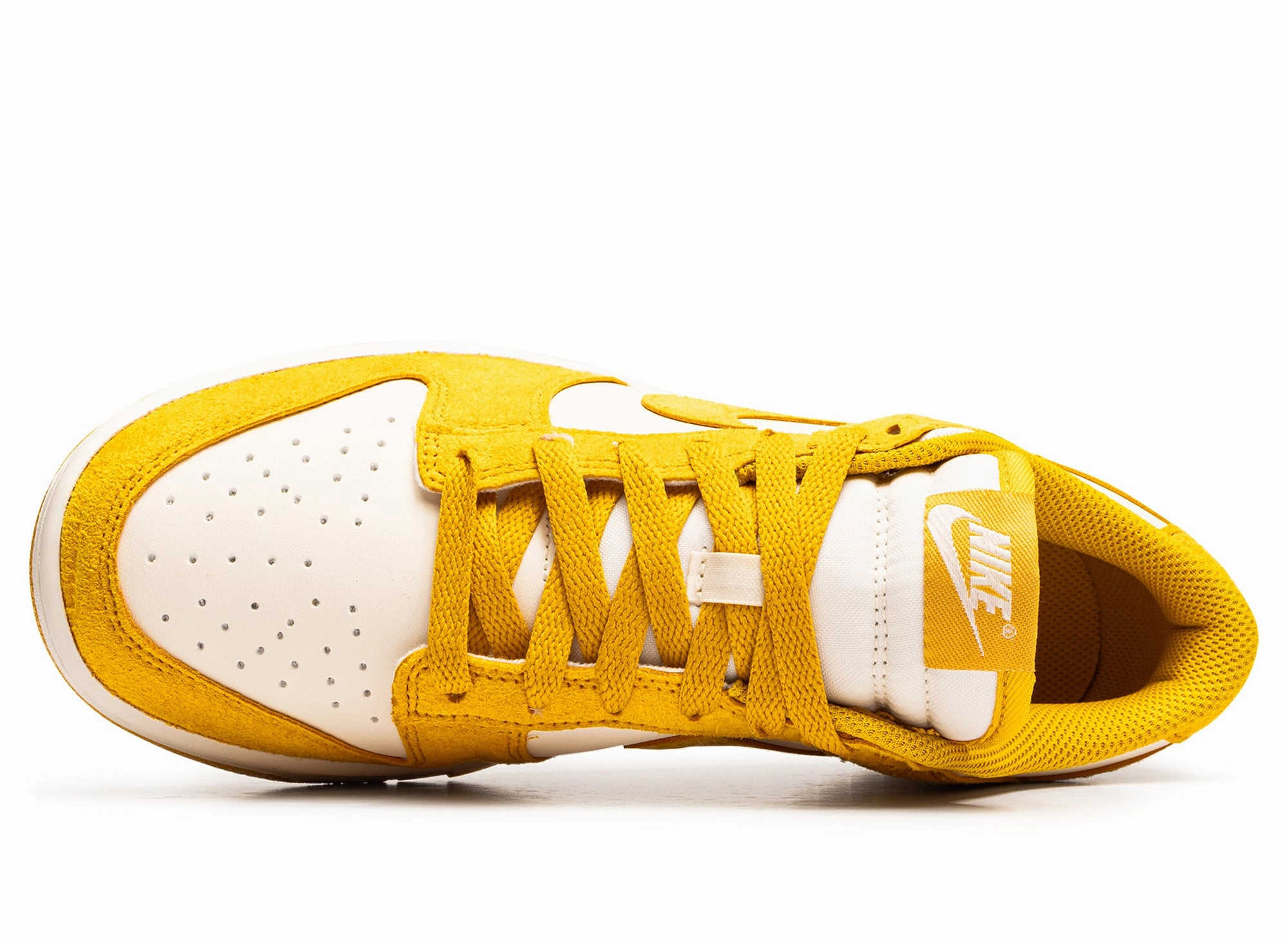 Fashionable Walk Women's Nike Dunk Low