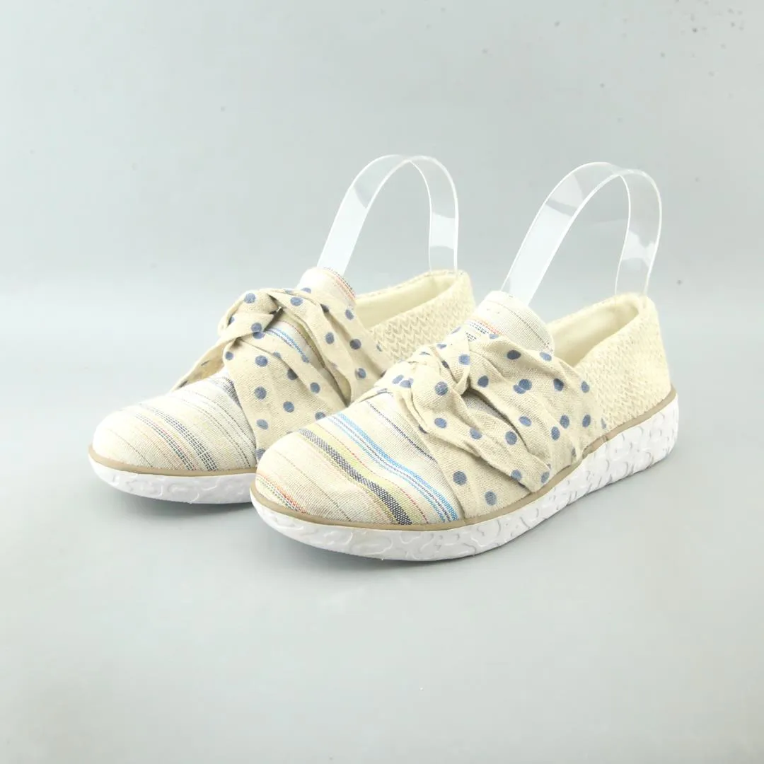 MUK LUKS . Sprint Step