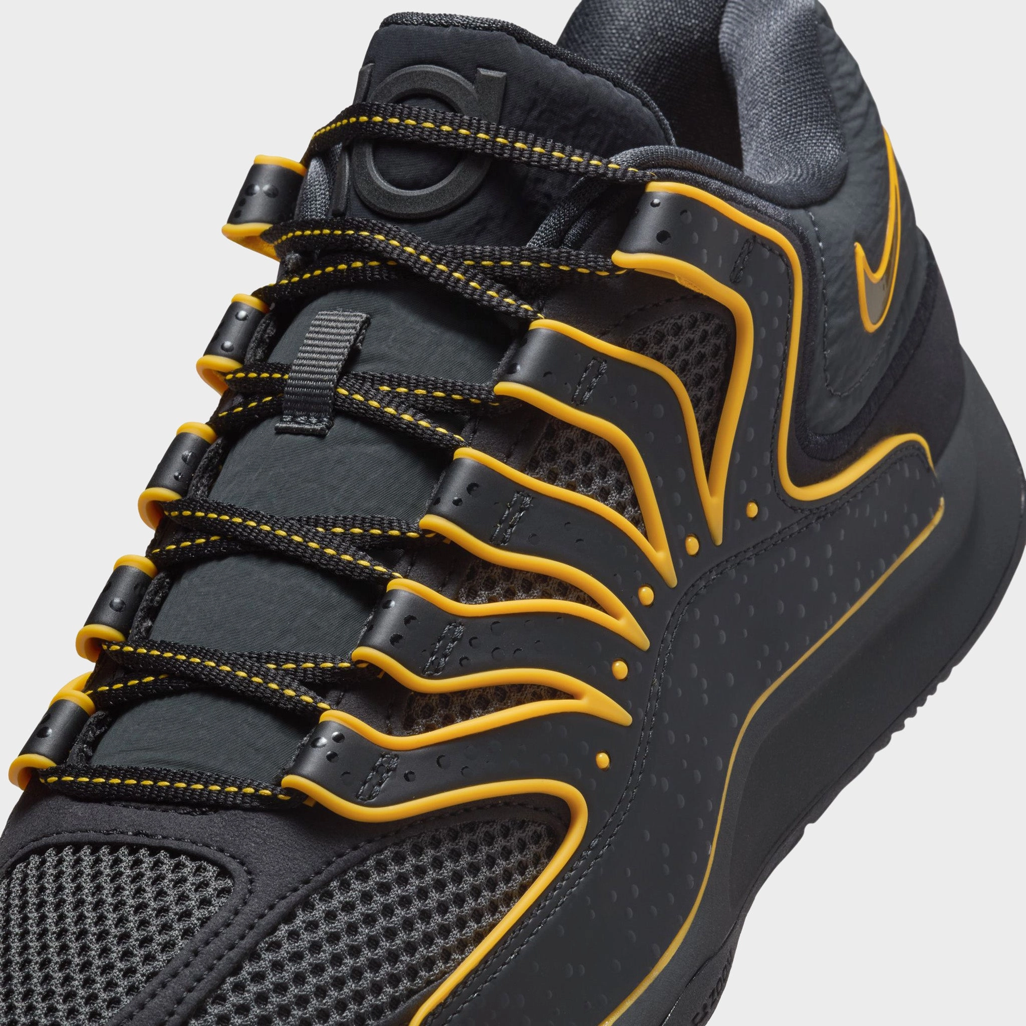 Stability control Slip Resistance Hexagon Pattern Nike Kd 18 Black / University Gold - Anthracite