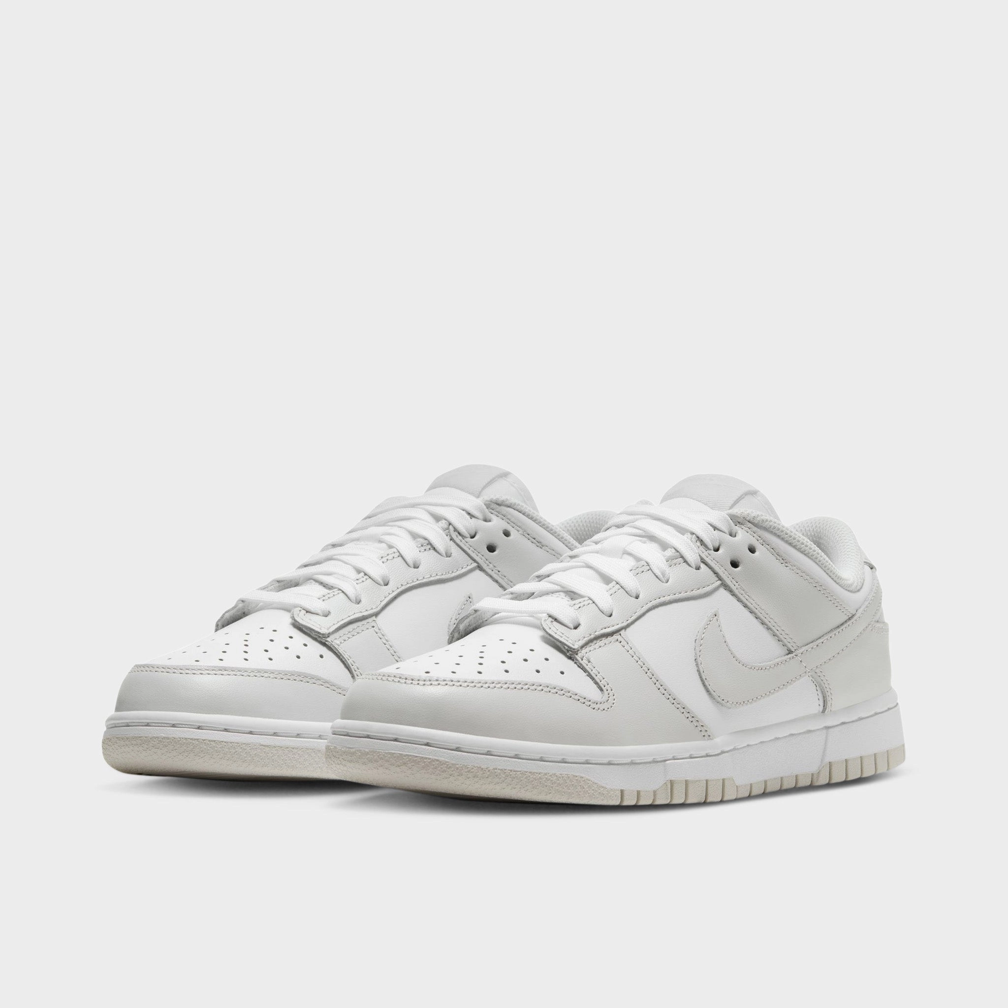 KnittedUpper Nike Womens Dunk Low White / Photon Dust - White