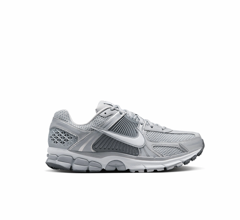 Timeless Edge Nike Zoom Vomero 5