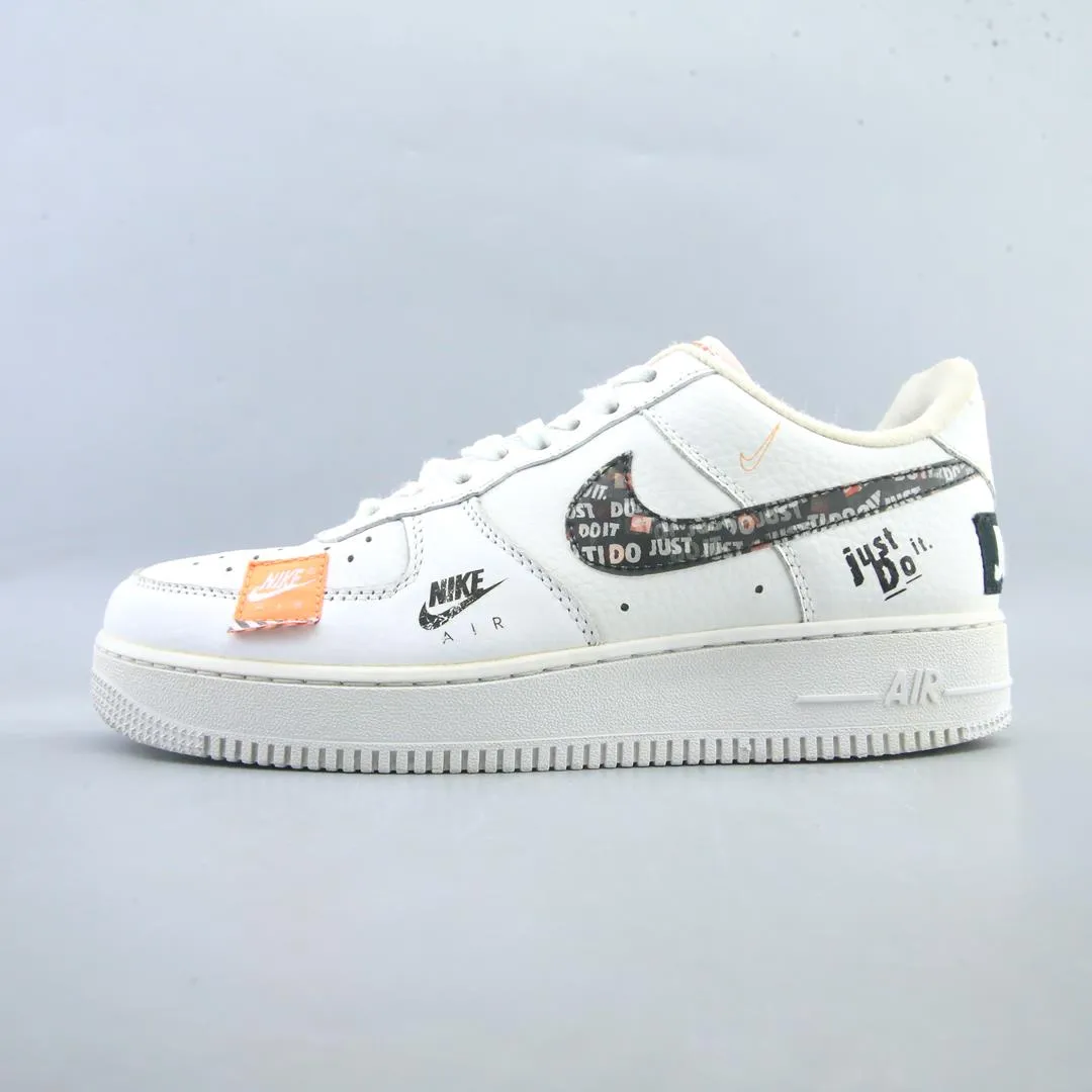Slip   On Rubber Tread Pattern NIKE AIR FORCE 1