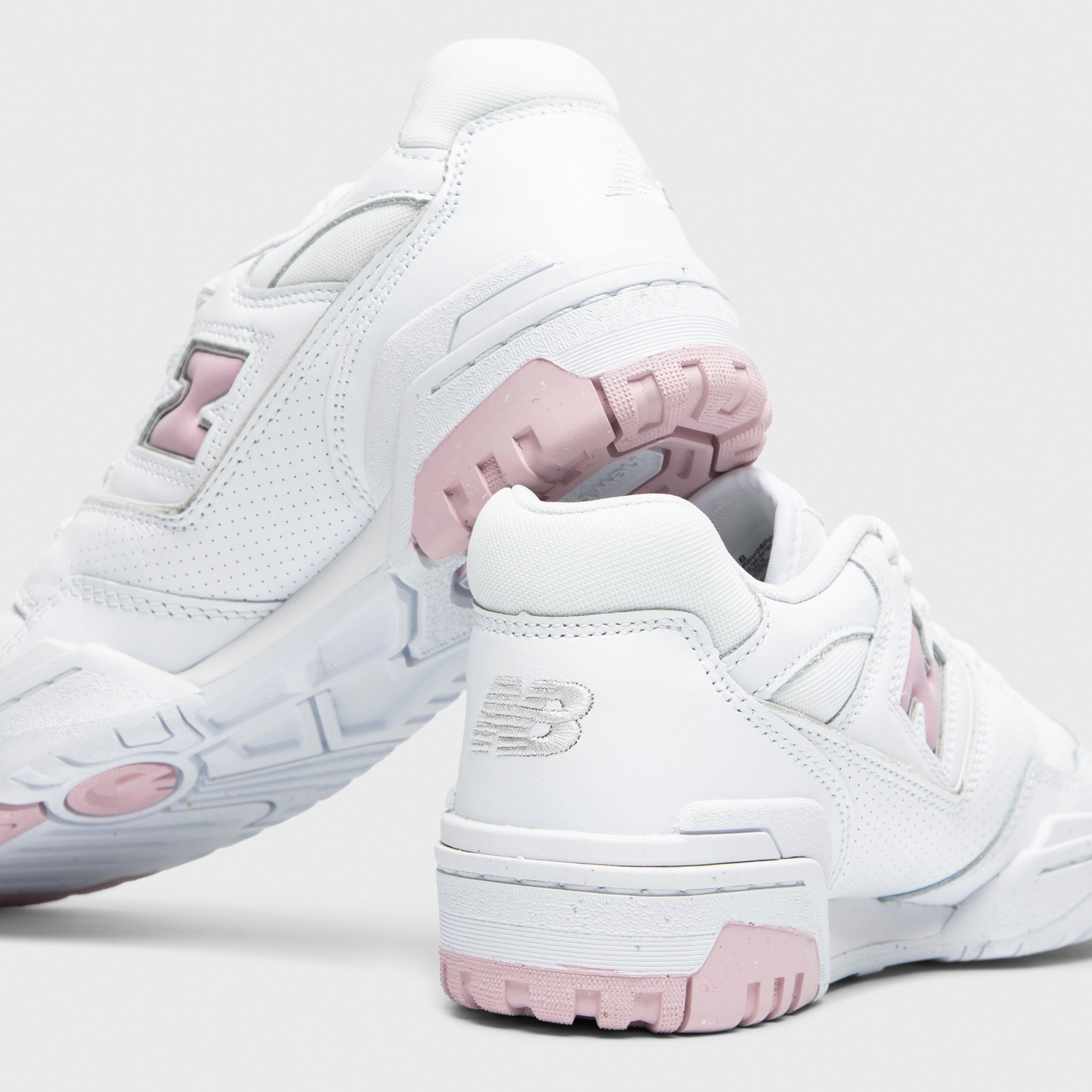 Balance Pro TPU Outsole New Balance Women's 550 White / Twilight Haze