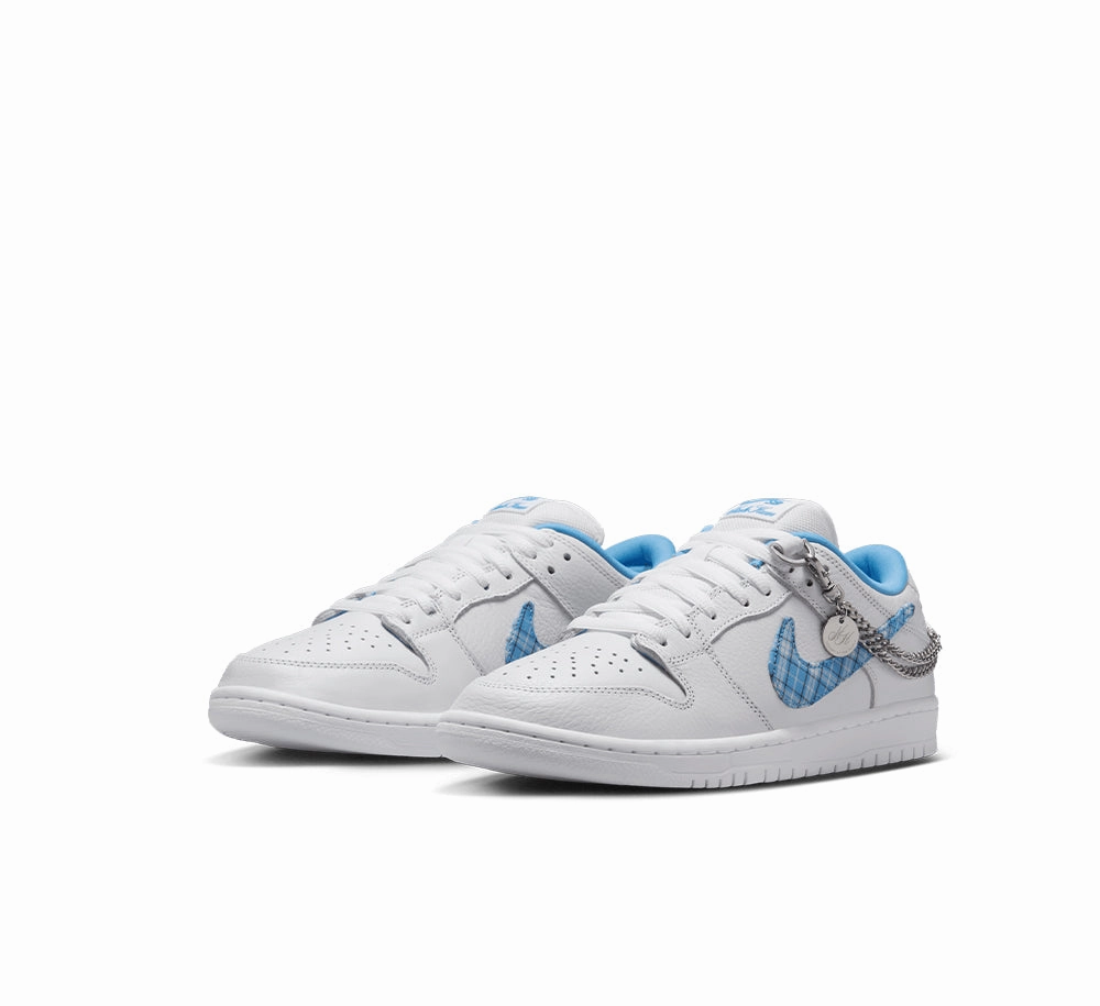 Nike SB Dunk Low Pro Light Arch Balanced weight