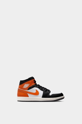 Air Jordan 1 Mid on the road Dynamic Grip