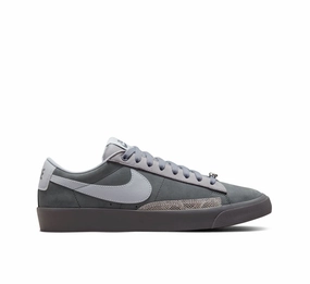 indoor mode NIKE SB ZOOM BLAZER LOW