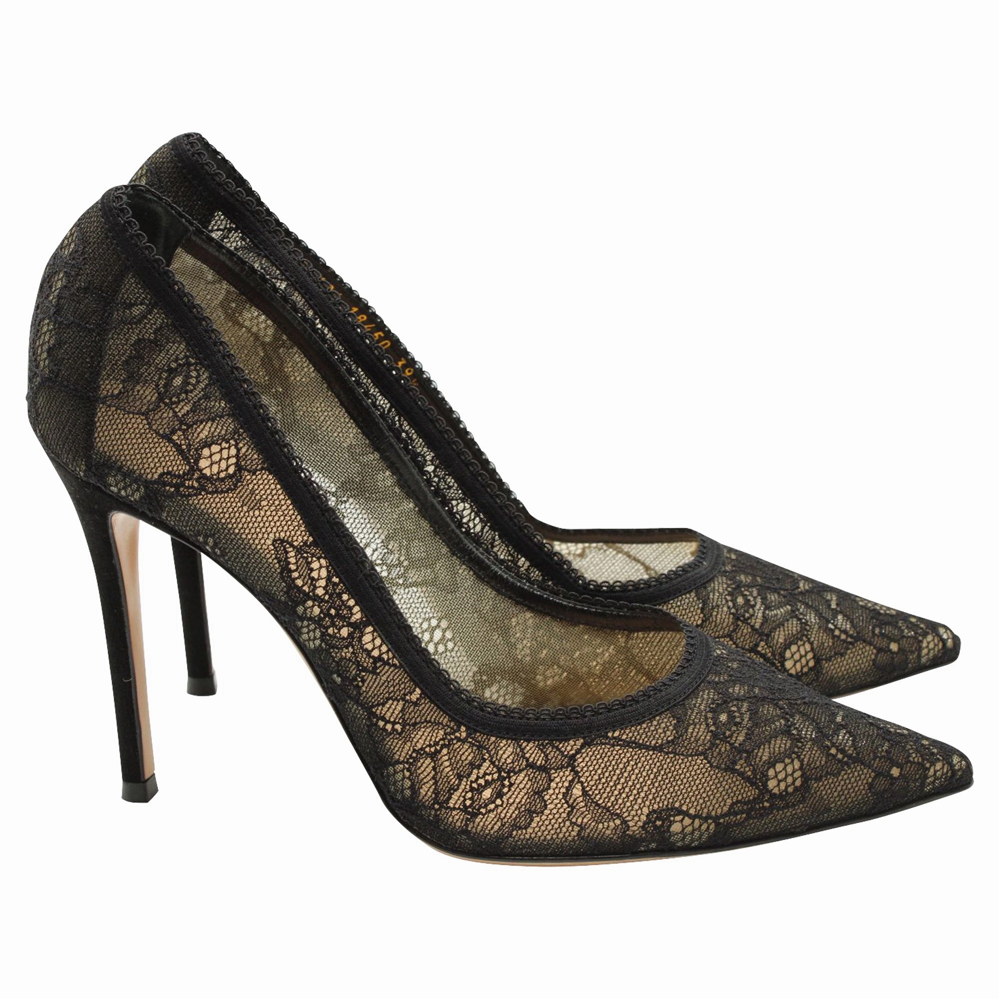 Gianvito Rossi Lace Pointed Toe Pumps in Black Polyester Fashion Comfort Chic Pumps