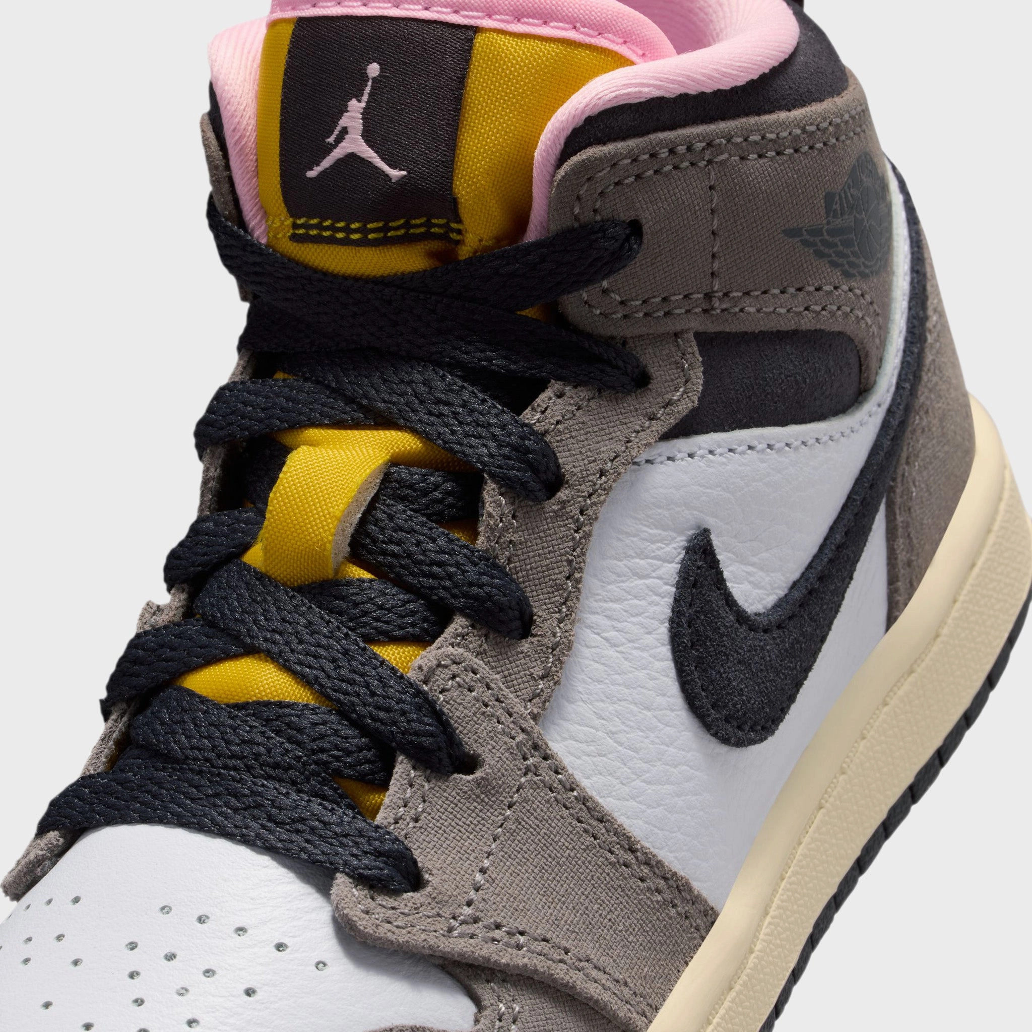 Cushioned Heel Area Jordan 1 Mid SE PS White / Oil Grey - Cave Stone