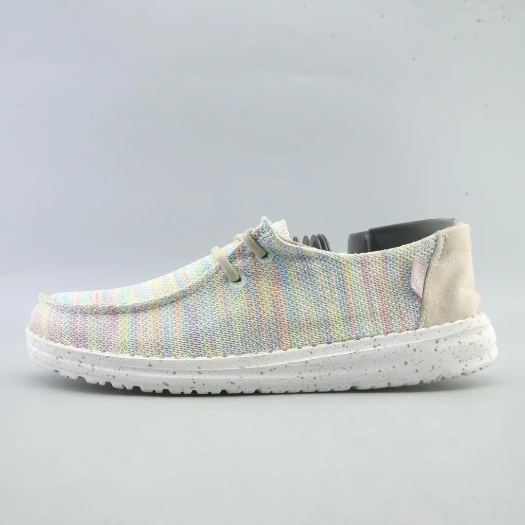 simple details Canvas Soft HEY DUDE WENDY STRETCH