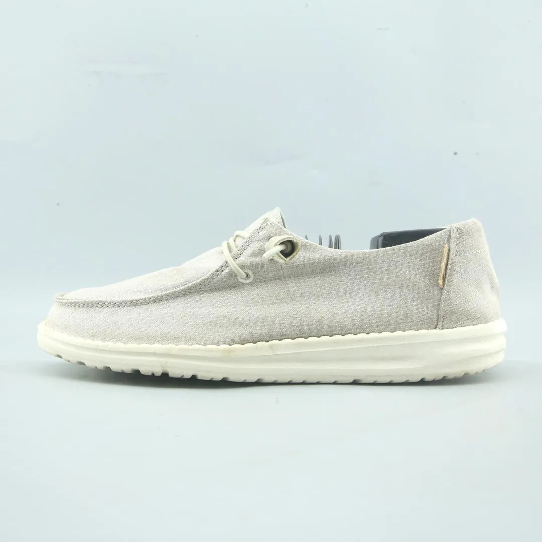 HEY DUDE WENDY Hike Meet Evening Pace