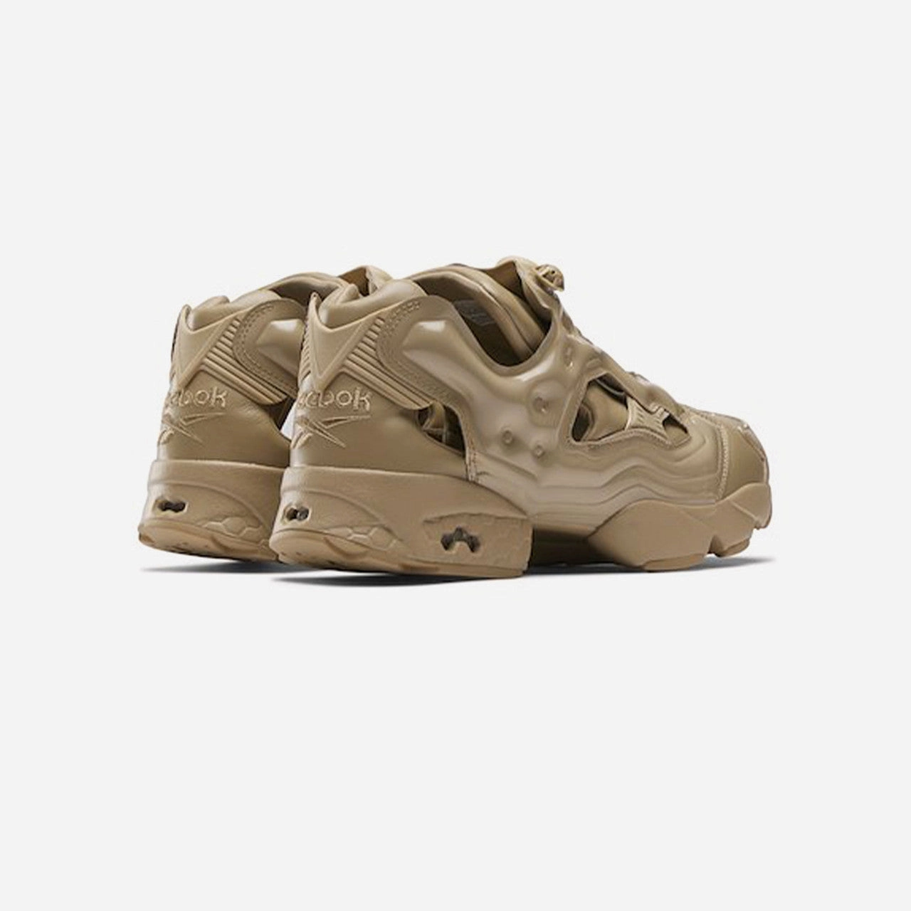 Textured Grip Surface Travel Light Instapump Fury 94 x Needles