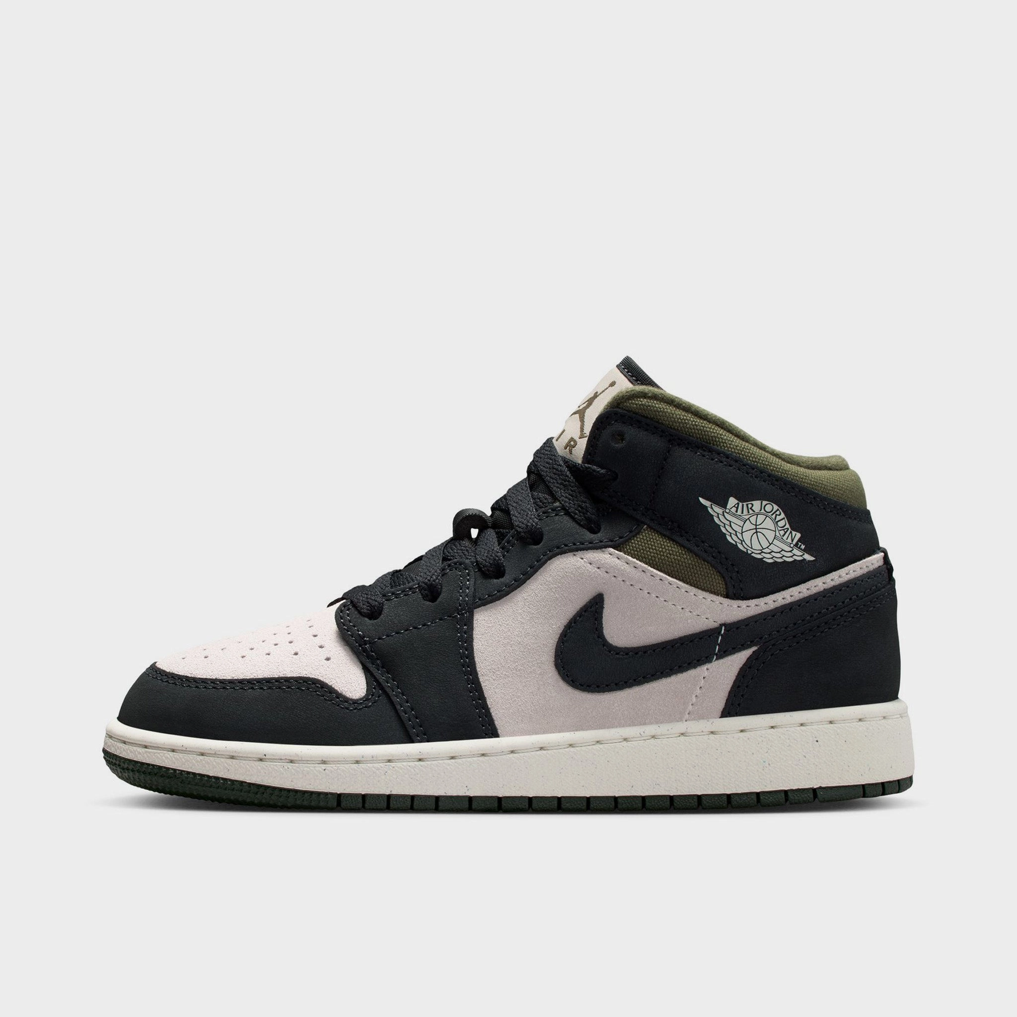 Supportive Jump Jordan 1 Mid SE GS Light Orewood Brown / Off Noir - Medium Olive