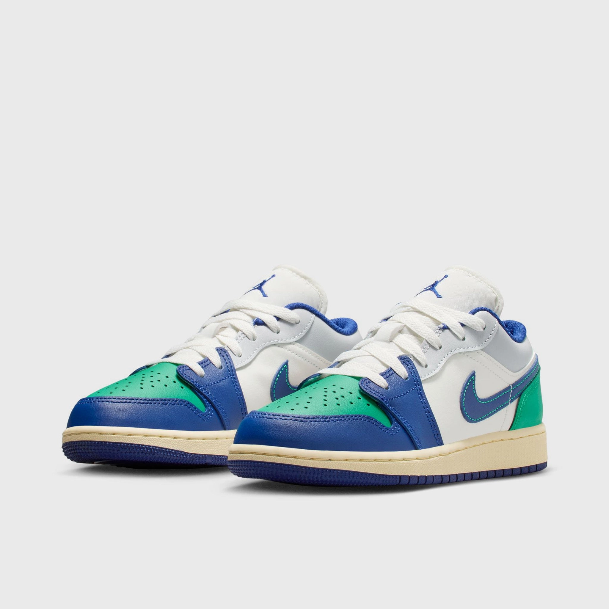 Stable base Jordan 1 Low GS Sail / Deep Royal Blue - Stadium Green