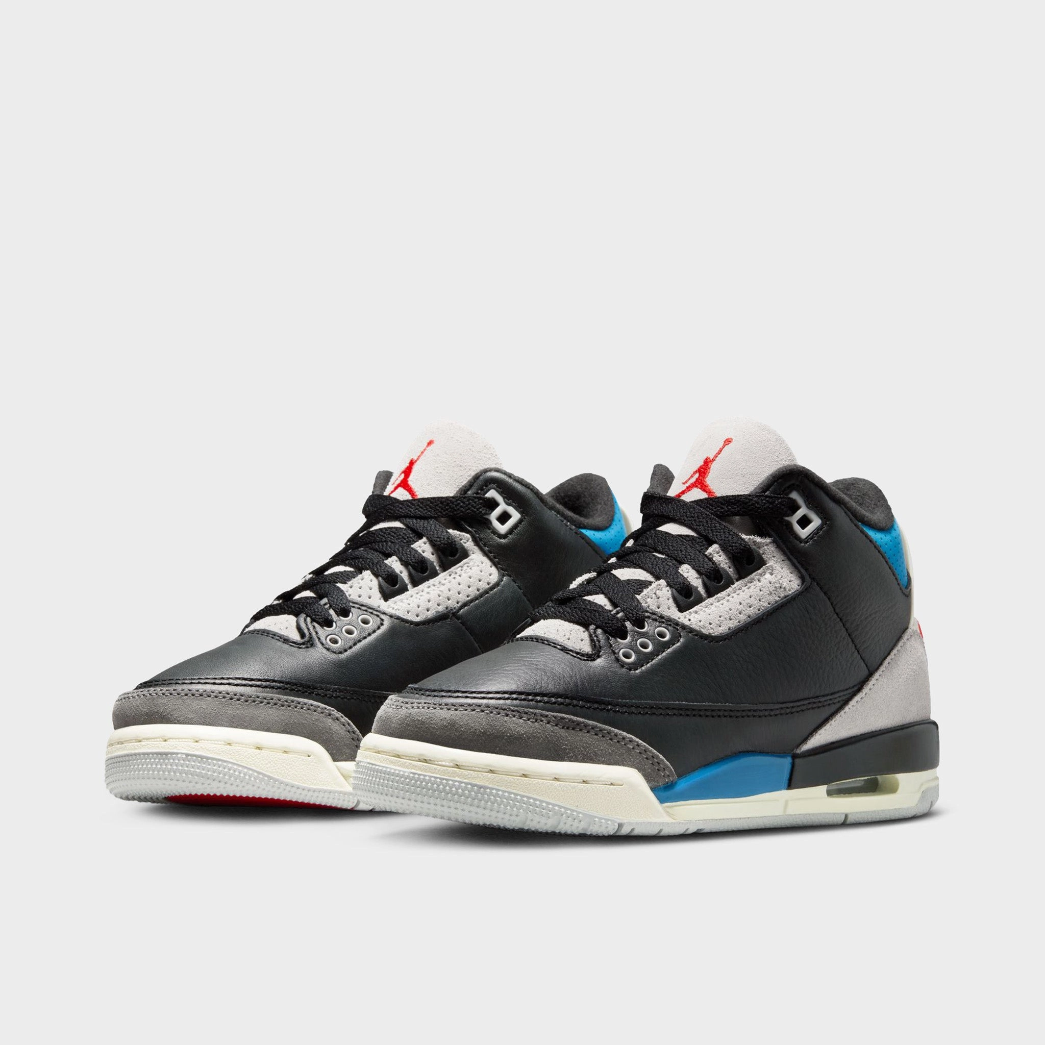 Jordan 3 Retro OG GS Black / Chile Red - Neutral Grey Hyperflex Outsole Grooves