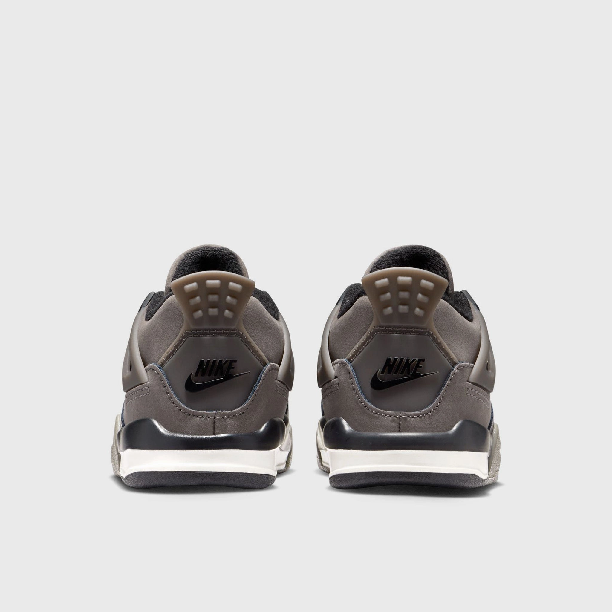 Jordan 4 Retro OG TD Cave Stone / Black - Phantom Torsion Adaptive Sole Design Adaptive Fit System