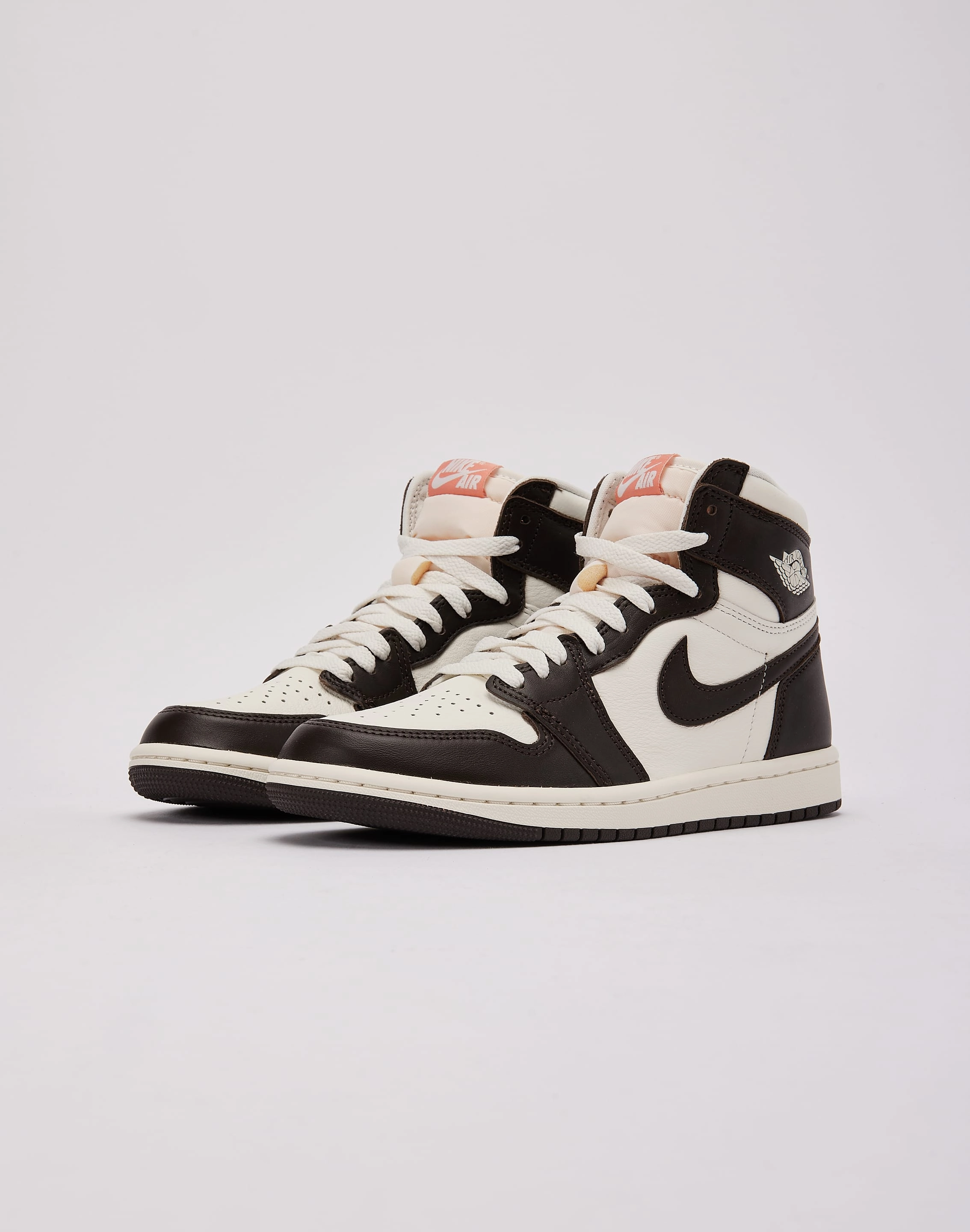 Unisex Court Style Triple Density Cushion Jordan Air Jordan 1 Retro High OG 'Baroque Brown'