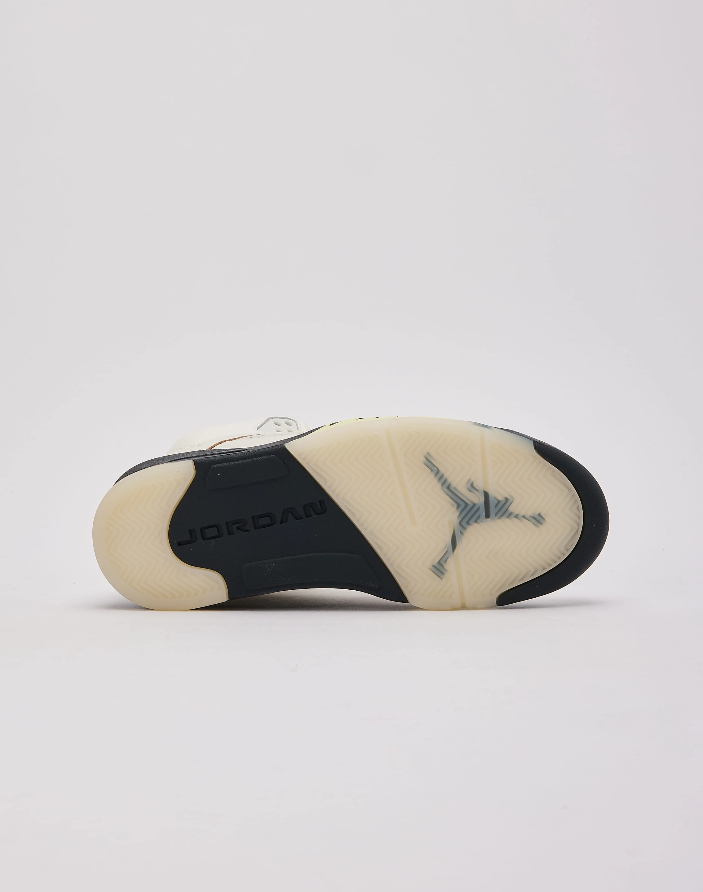 Jordan Air Jordan 5 Retro 'Luminous Green and Sail' Ultra Lightweight Design