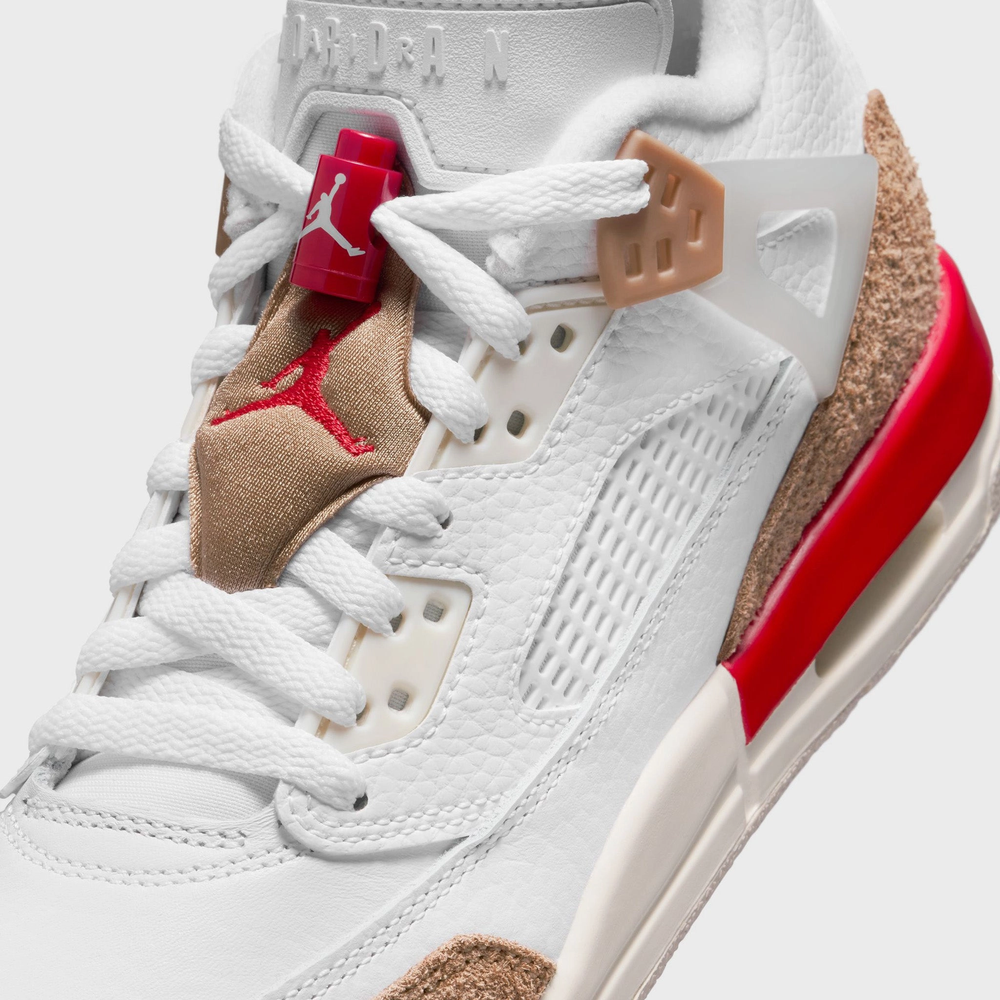 Jordan Spizike Low GS White / Fire Red - Desert Camo Non Slip Grip Pattern