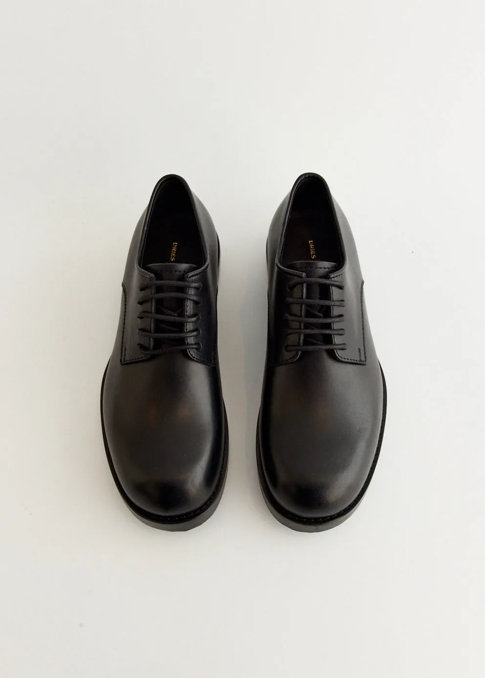 Brogue Detailing Metro Step Leather Derby Shoes