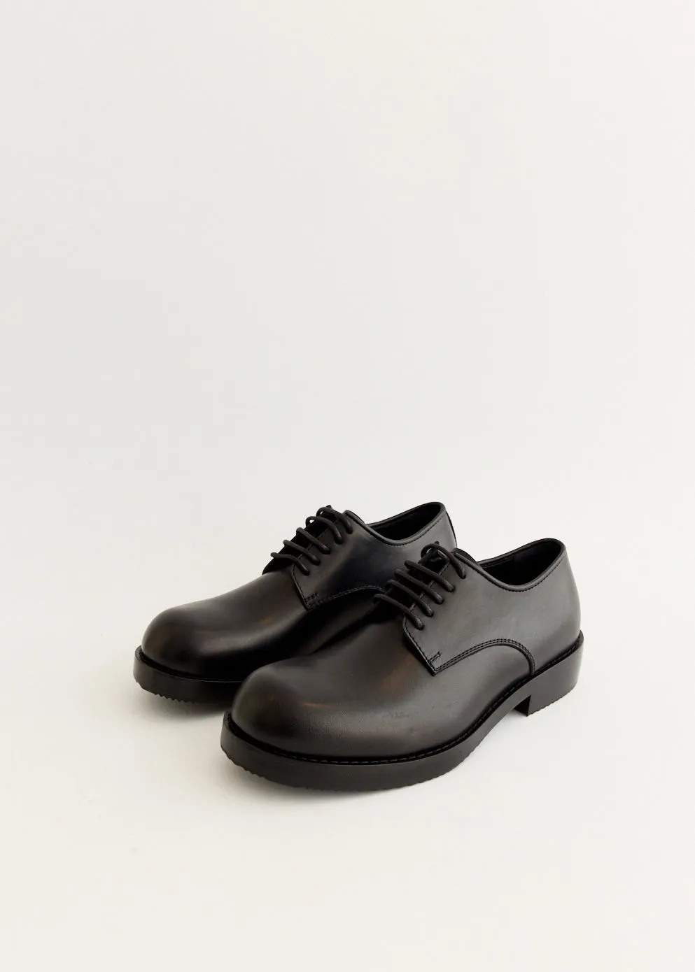 City Commuter Refined Edge Leather Derby Shoes