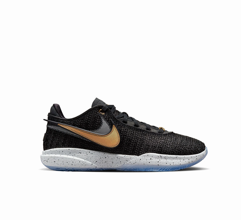 LEBRON XX Scratch   Resistant