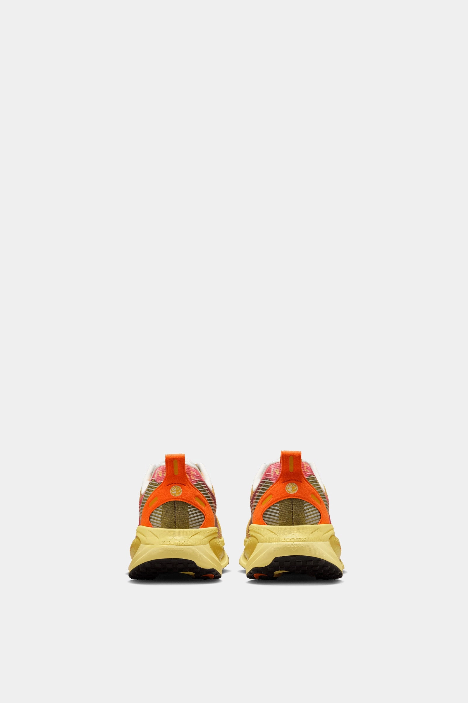 Anti Fatigue Technology Travel Ready Nike Vomero 18 SE