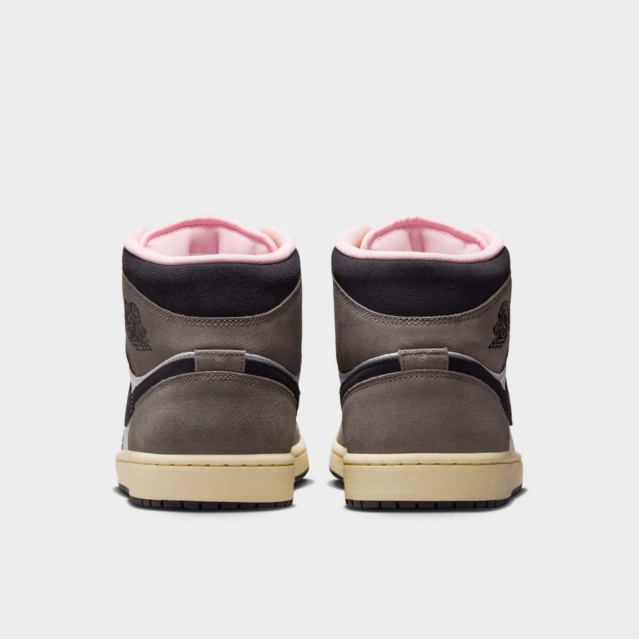 Seamless Inner Sleeve Wide fit Air Jordan 1 Mid SE White / Oil Grey - Cave Stone