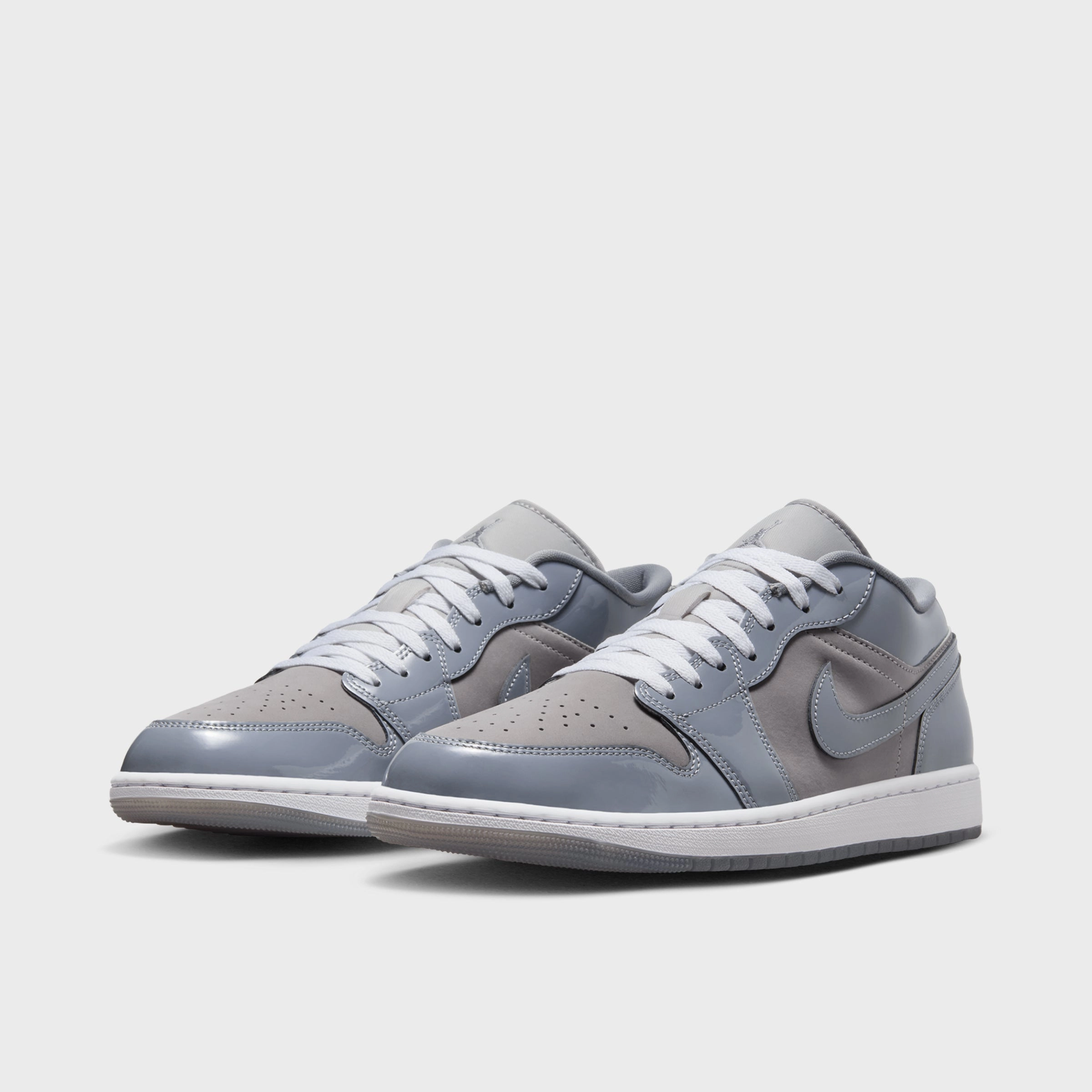 Jordan 1 Low SE Medium Grey / Cool Grey - White Torsion Plate Technology Hyperelastic Foam