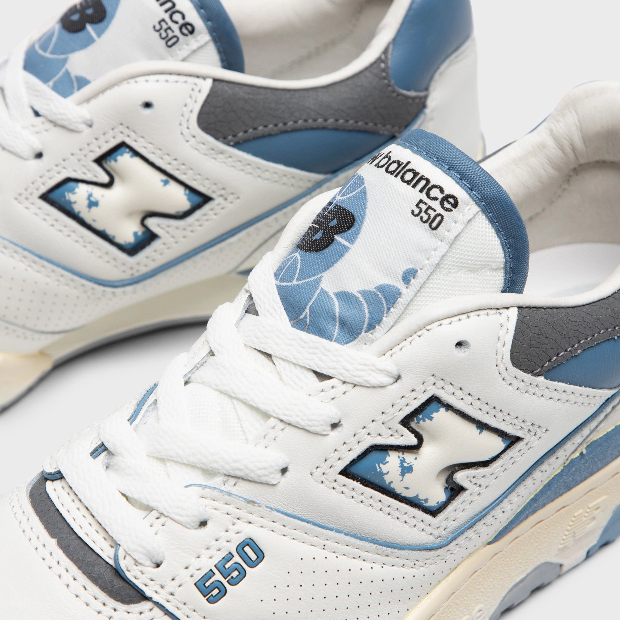 New Balance BB550VTE White / Blue - Grey Active Cushioning carbon fiber plate