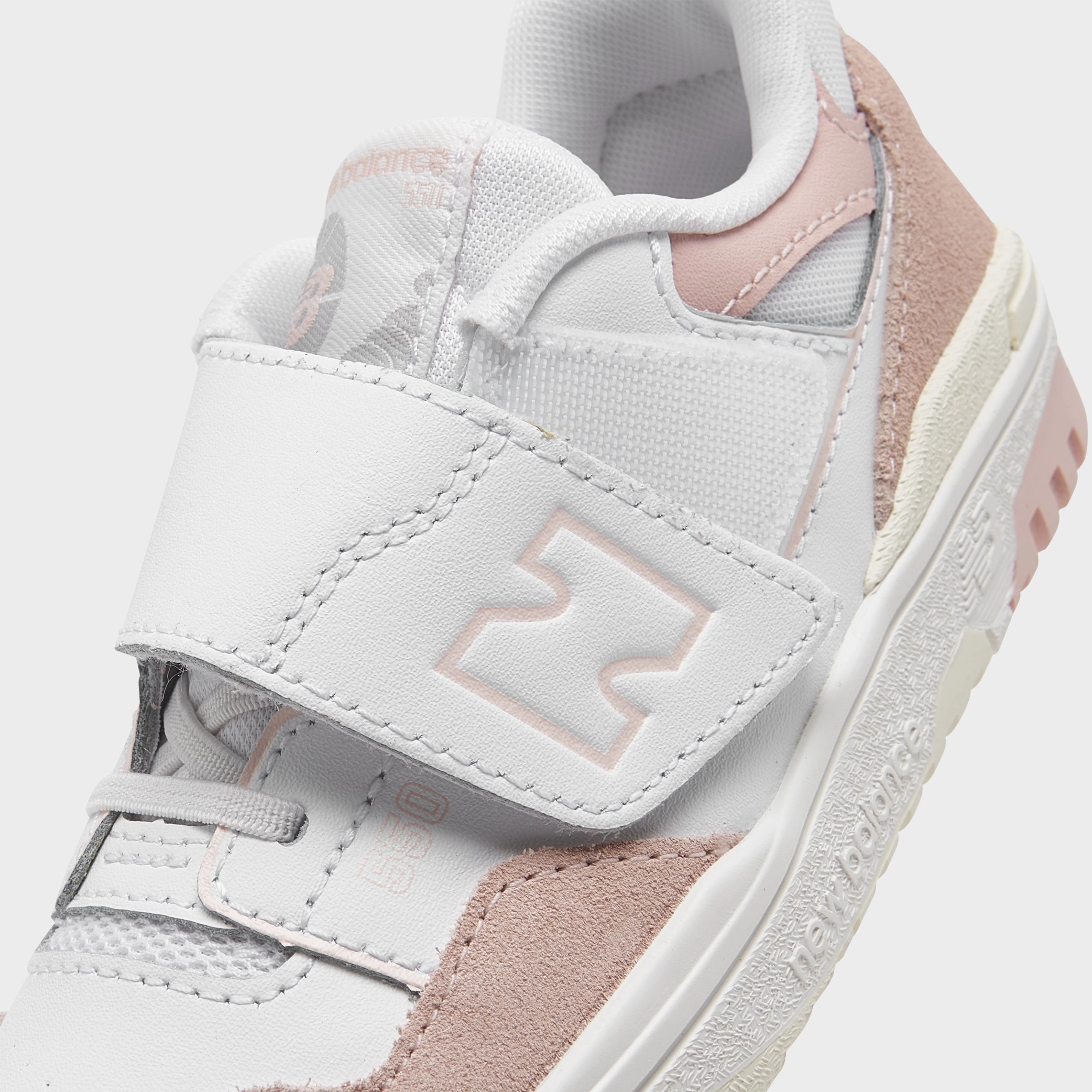 New Balance Infants' 550 White / Pink Haze Sneakers Removable Insoles