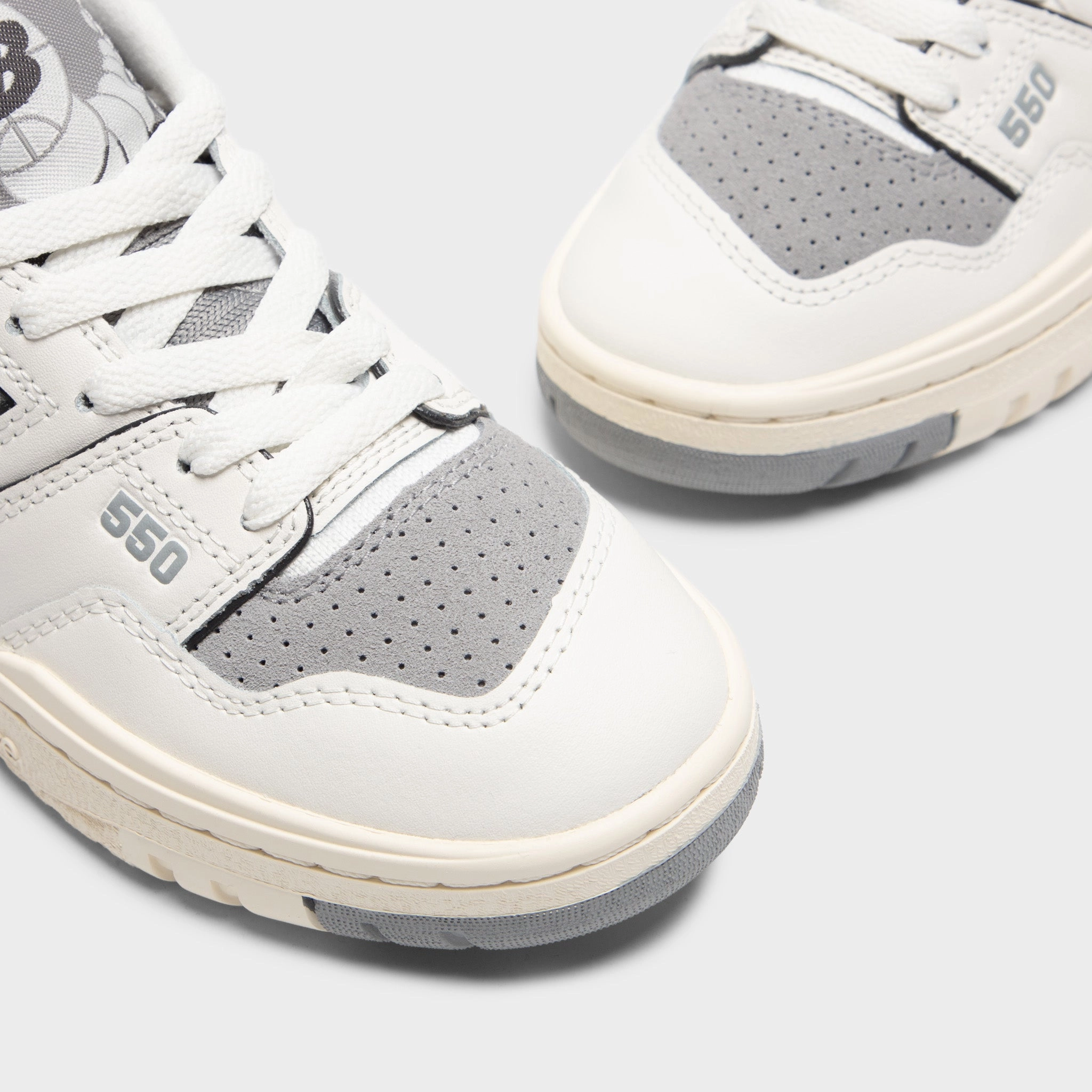 Power Move New Balance Juniors' 550 White / Grey